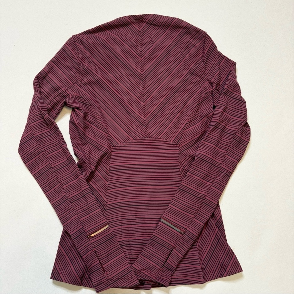 Lululemon Kanto Catch Me LS top Berry Black Stripe sz 4 - Picture 6 of 11